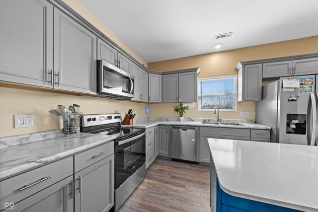 5431 Hammock Glen Drive, Indianapolis, IN 46235