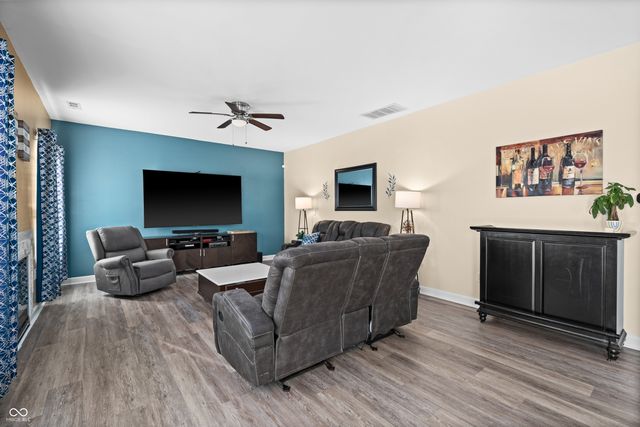 5431 Hammock Glen Drive, Indianapolis, IN 46235