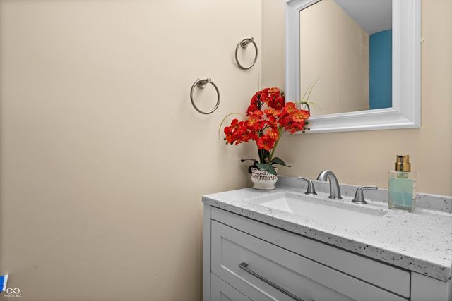 5431 Hammock Glen Drive, Indianapolis, IN 46235