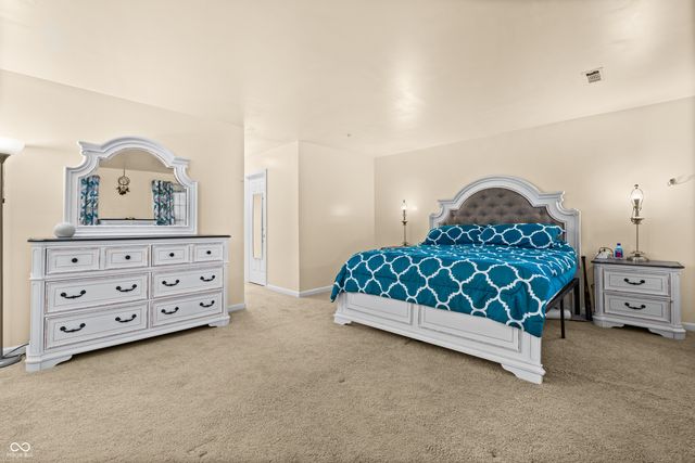 5431 Hammock Glen Drive, Indianapolis, IN 46235