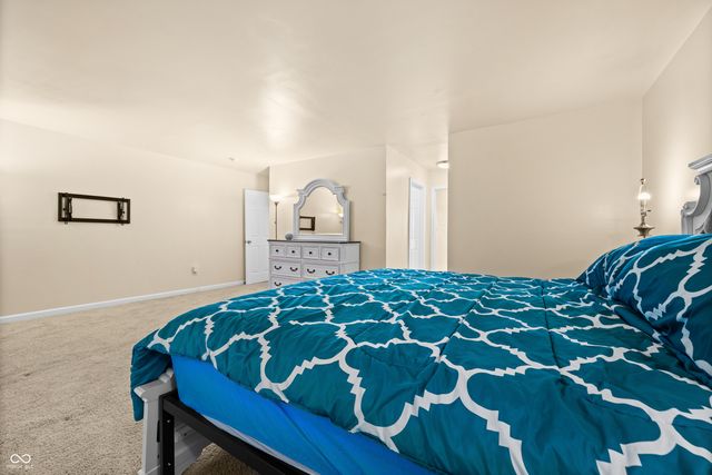 5431 Hammock Glen Drive, Indianapolis, IN 46235