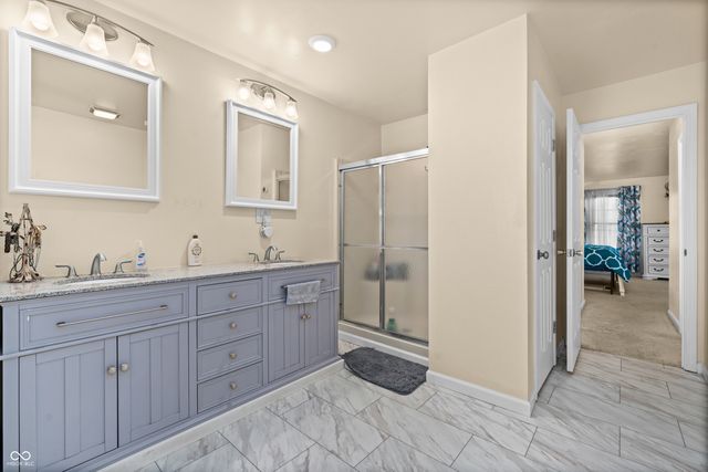 5431 Hammock Glen Drive, Indianapolis, IN 46235