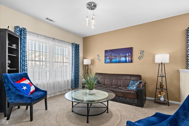 5431 Hammock Glen Drive, Indianapolis, IN 46235