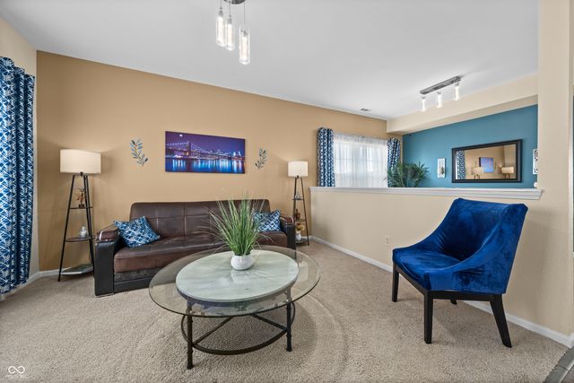 5431 Hammock Glen Drive, Indianapolis, IN 46235