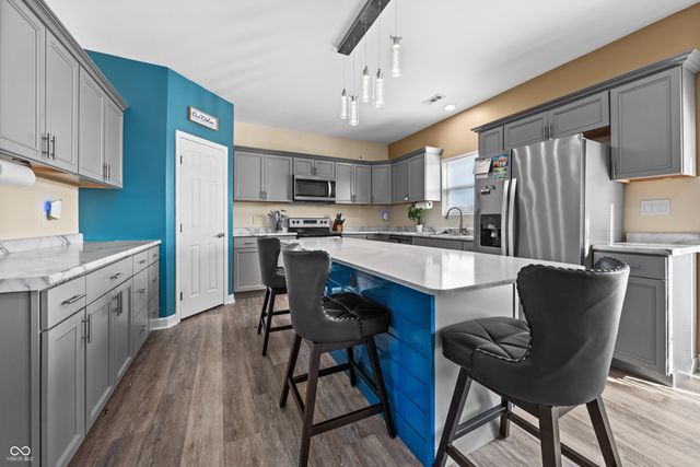 5431 Hammock Glen Drive, Indianapolis, IN 46235