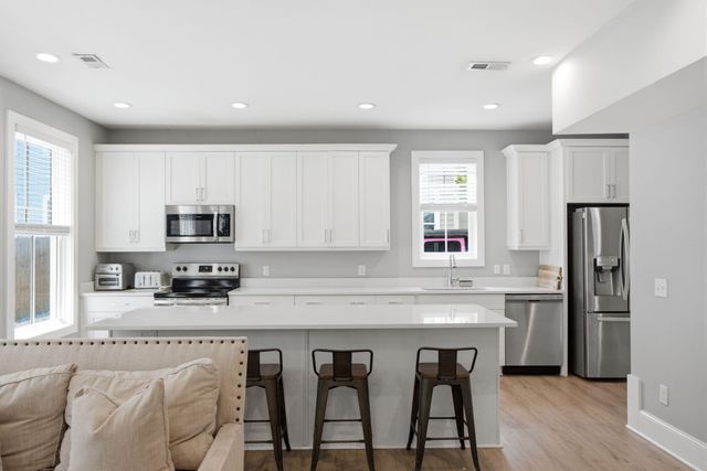 11 Hanover Street A,B, Charleston, SC 29403