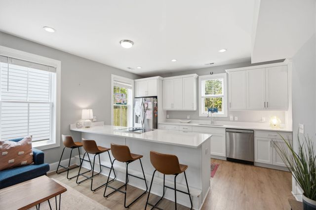 11 Hanover Street A,B, Charleston, SC 29403