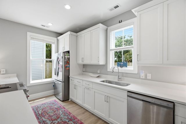 11 Hanover Street A,B, Charleston, SC 29403