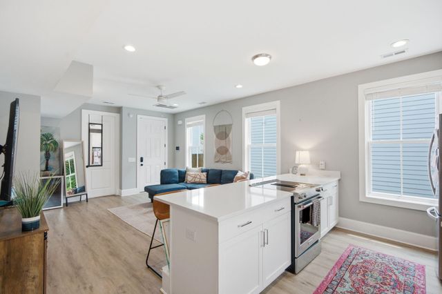 11 Hanover Street A,B, Charleston, SC 29403