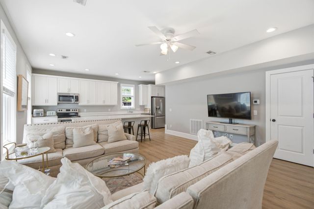 11 Hanover Street A,B, Charleston, SC 29403