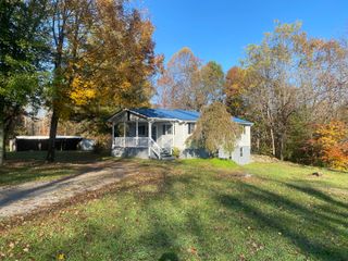 51 M&M Kean Road, Russell Springs, KY 42642