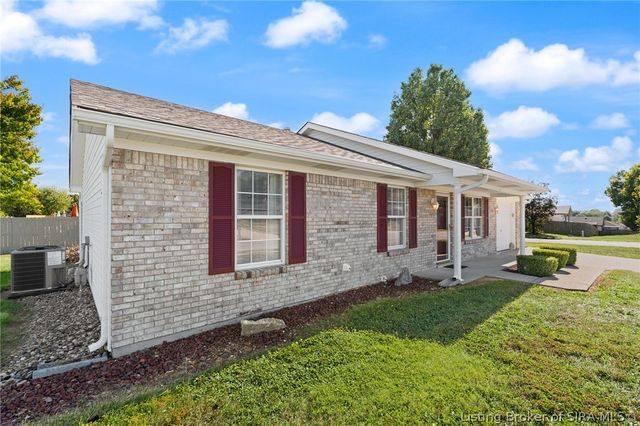 3800 Brownstone Drive, Jeffersonville, IN 47130