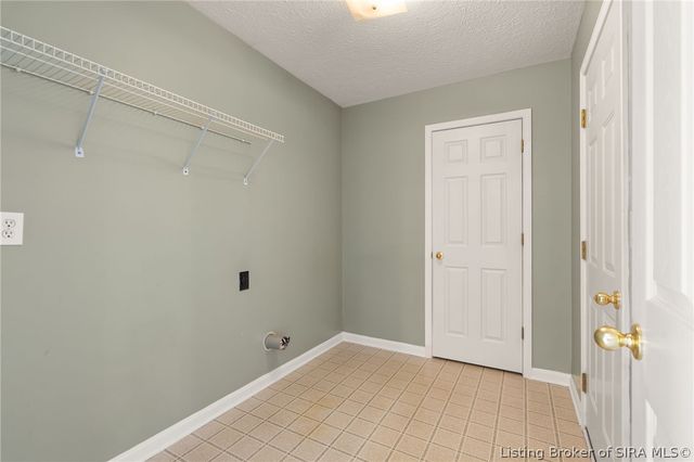 3800 Brownstone Drive, Jeffersonville, IN 47130
