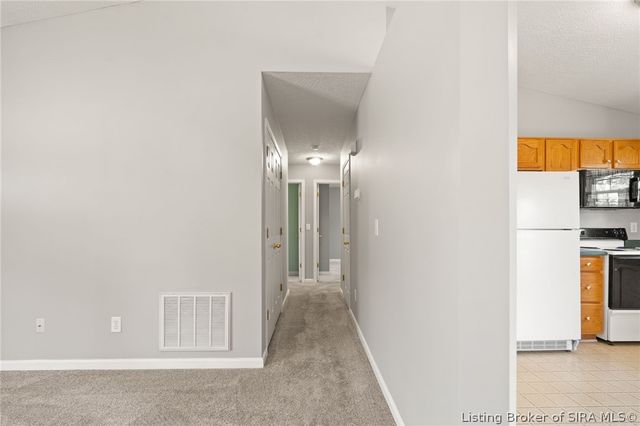 3800 Brownstone Drive, Jeffersonville, IN 47130