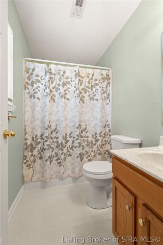3800 Brownstone Drive, Jeffersonville, IN 47130