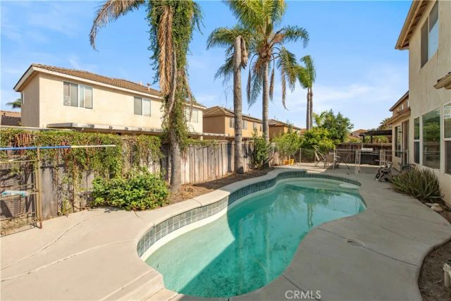 7182 Wild Lilac Court, Eastvale, CA 92880