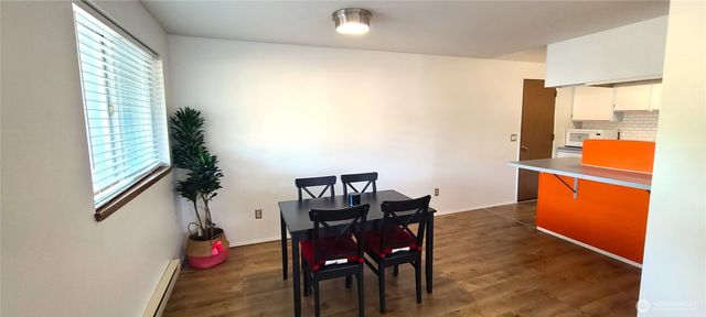 1018 W Glenwood Street, Port Angeles, WA 98362