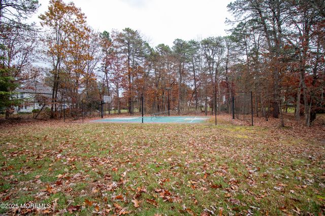 102 Erin Drive, Jackson, NJ 08527