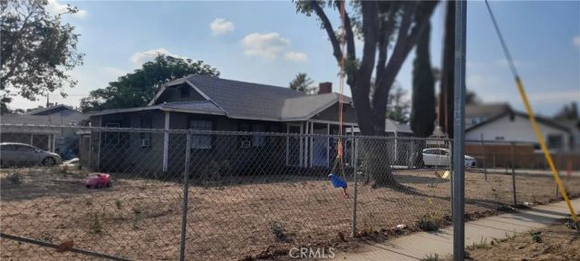 9088 Date, Fontana, CA 92335