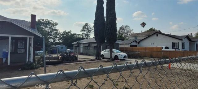 9088 Date, Fontana, CA 92335