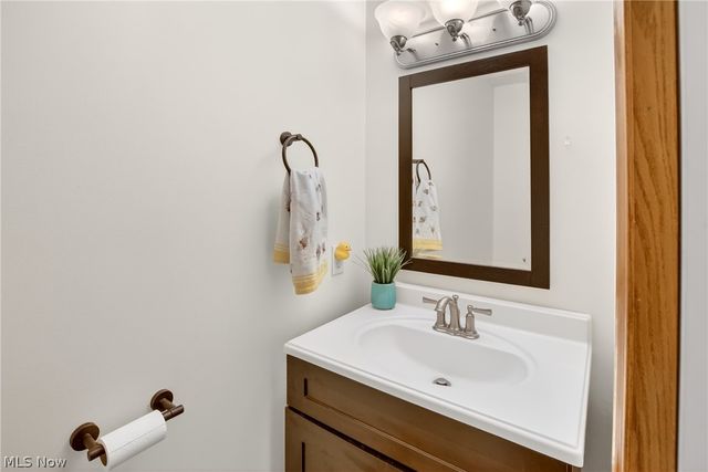 269 Chart Road, Cuyahoga Falls, OH 44223