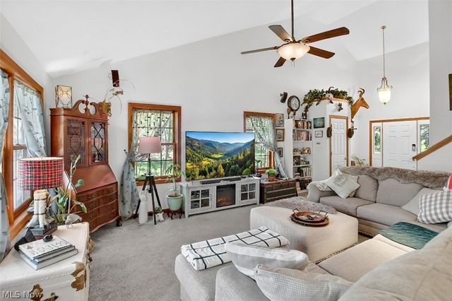 269 Chart Road, Cuyahoga Falls, OH 44223