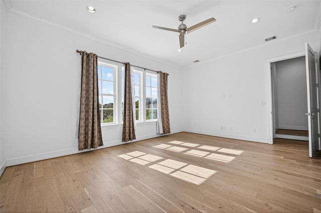 2713 Kinsley Oaks Drive, Houston, TX 77007