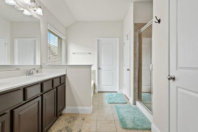 1916 Elaina LOOP, Leander, TX 78641