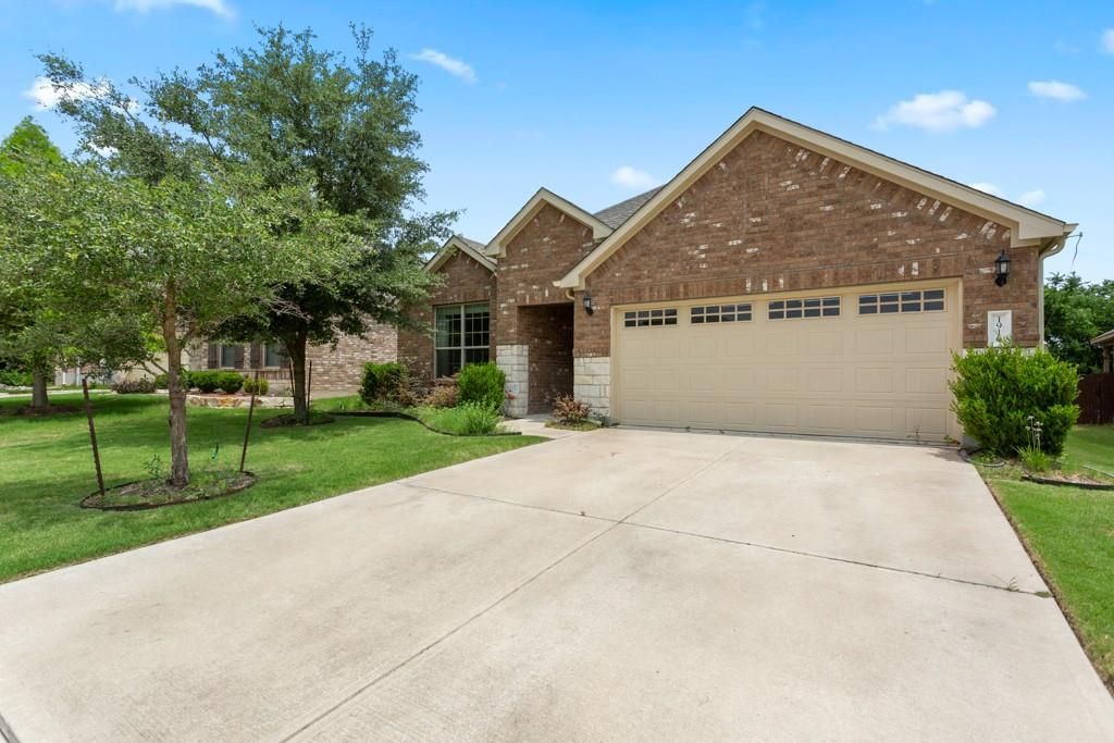1916 Elaina LOOP, Leander, TX 78641