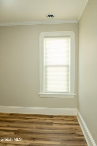 79 Western Parkway, Schenectady, NY 12304