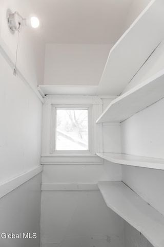 79 Western Parkway, Schenectady, NY 12304