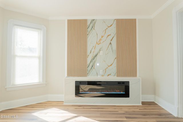 79 Western Parkway, Schenectady, NY 12304