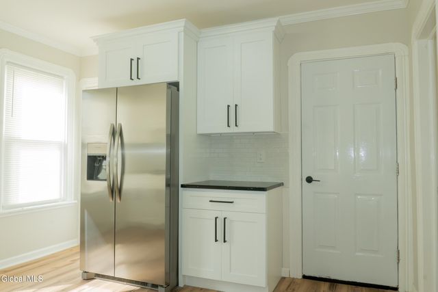 79 Western Parkway, Schenectady, NY 12304