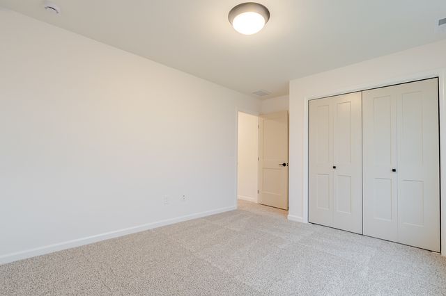 2 Bucktown Court, Bloomington, IL 61705