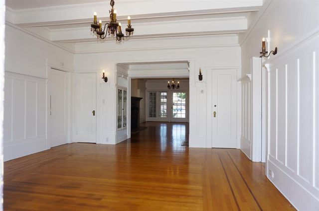 121 E Julian Street, San Jose, CA 95112