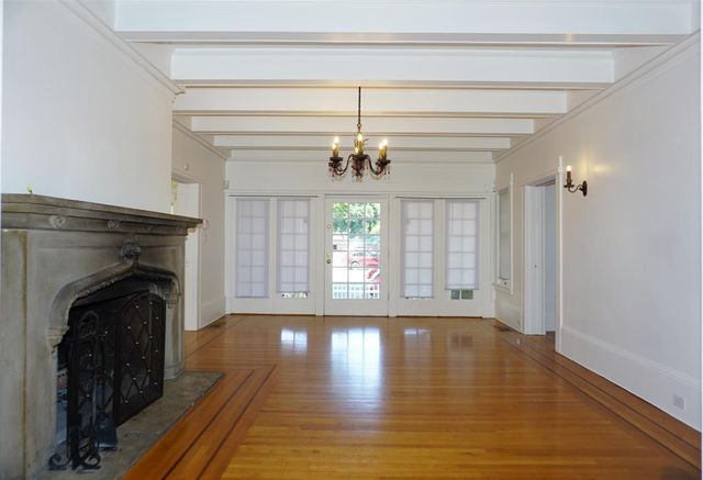 121 E Julian Street, San Jose, CA 95112