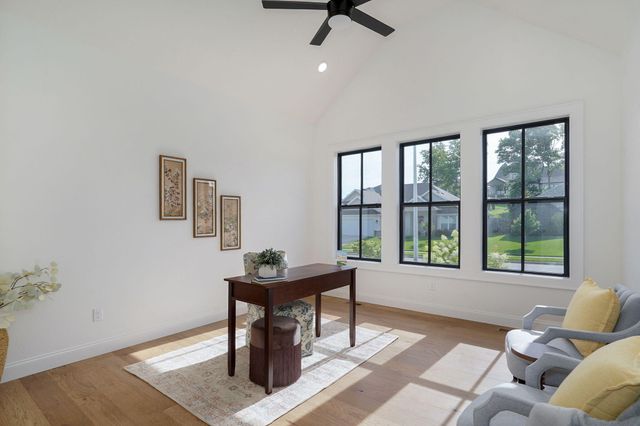 6019 S Dollison Avenue, Springfield, MO 65810