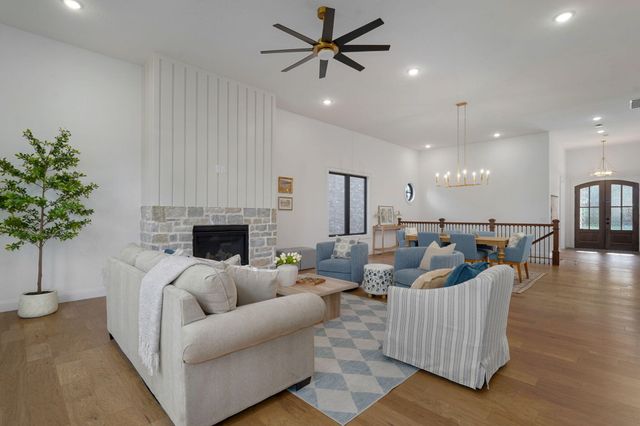 6019 S Dollison Avenue, Springfield, MO 65810