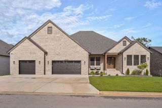 6019 S Dollison Avenue, Springfield, MO 65810