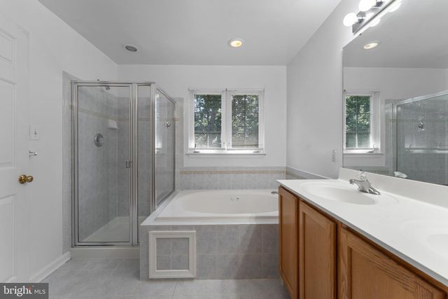 6407 LANDING WAY, Hyattsville, MD 20784