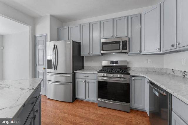 6407 LANDING WAY, Hyattsville, MD 20784