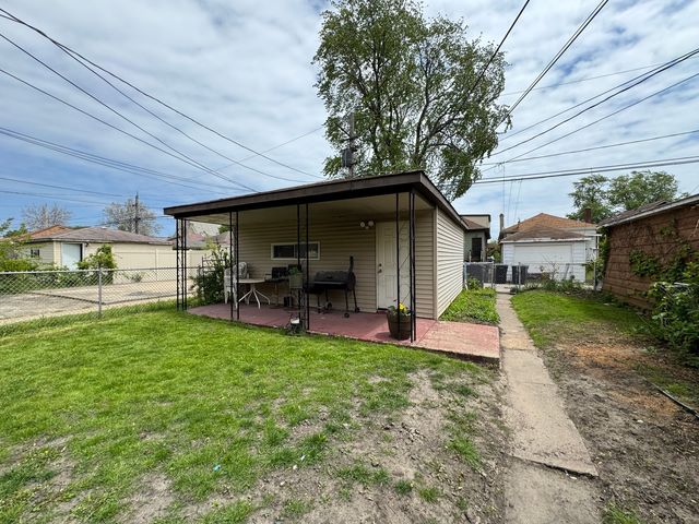8431 S Dante Avenue, Chicago, IL 60619
