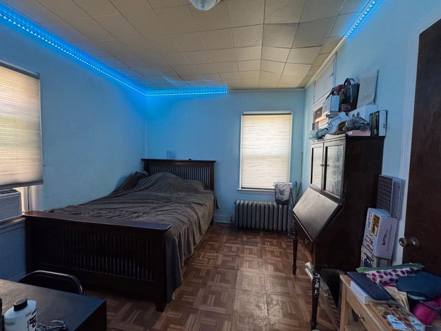 8431 S Dante Avenue, Chicago, IL 60619