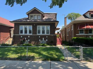 8431 S Dante Avenue, Chicago, IL 60619