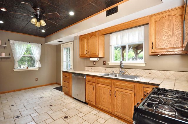 102 SAINT BARNABAS CIR, Fairless Hills, PA 19030
