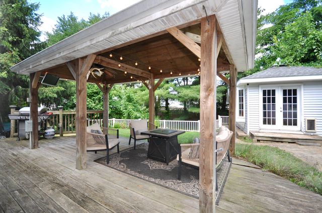 102 SAINT BARNABAS CIR, Fairless Hills, PA 19030