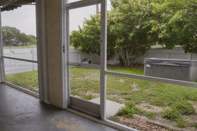 1602 SW 14th St, Cape Coral, FL 33991