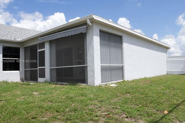 1602 SW 14th St, Cape Coral, FL 33991