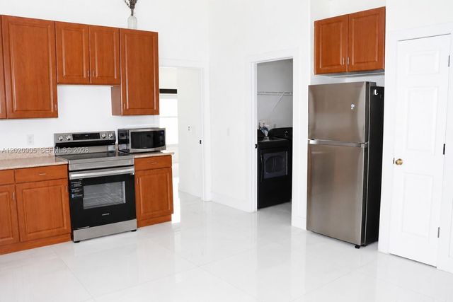 1602 SW 14th St, Cape Coral, FL 33991