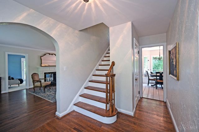 101 Linden Drive, Wyoming, OH 45215